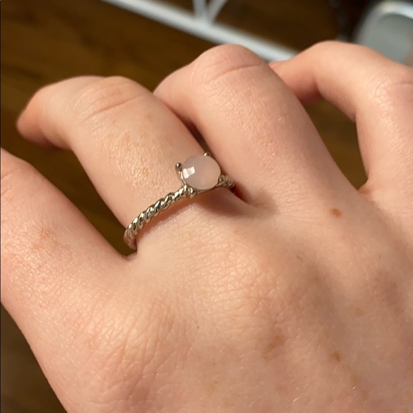 simple pink ring - Picture 2 of 3
